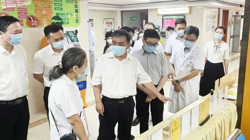 閆樹(shù)江赴福建、湖南調(diào)研《中醫(yī)藥法執(zhí)法檢查報(bào)告》落實(shí)情況